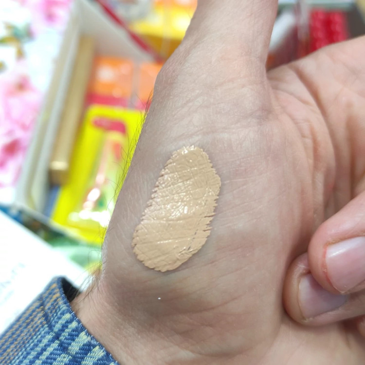 تستضد افتاب لیراک