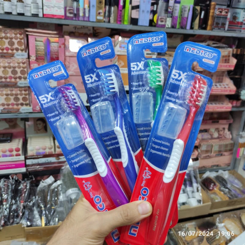 مسواک مدیکو پرو 5X مدیوم